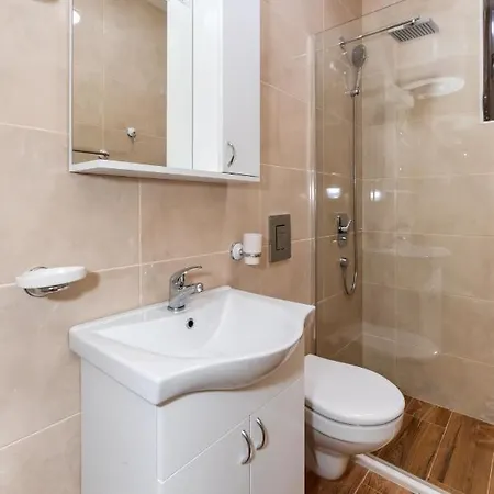 Kaom Lux Apartment Dobra Voda Exterior photo