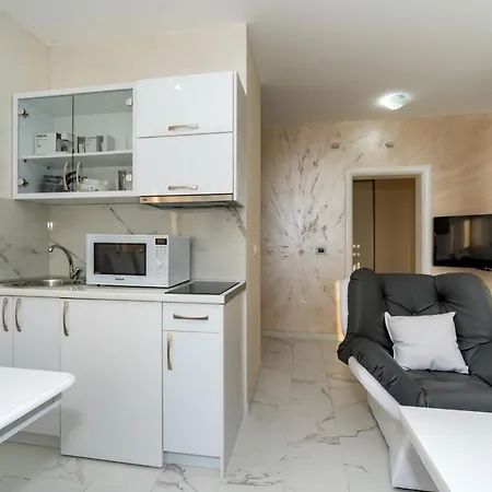 Kaom Lux Apartment Dobra Voda Exterior photo