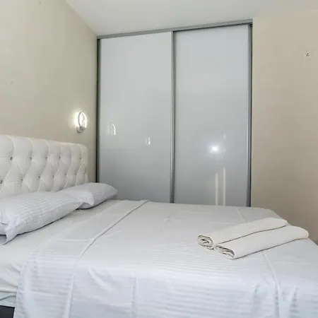 Kaom Lux Apartment Dobra Voda Exterior photo